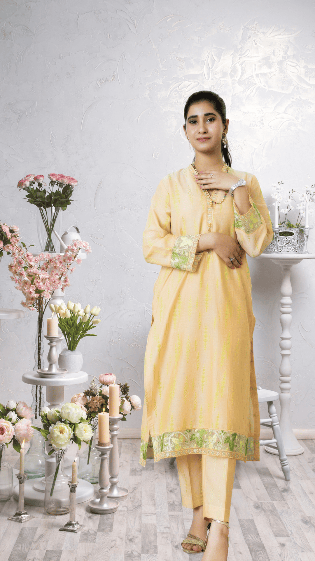 Women Embroidered 2 Pcs Suit